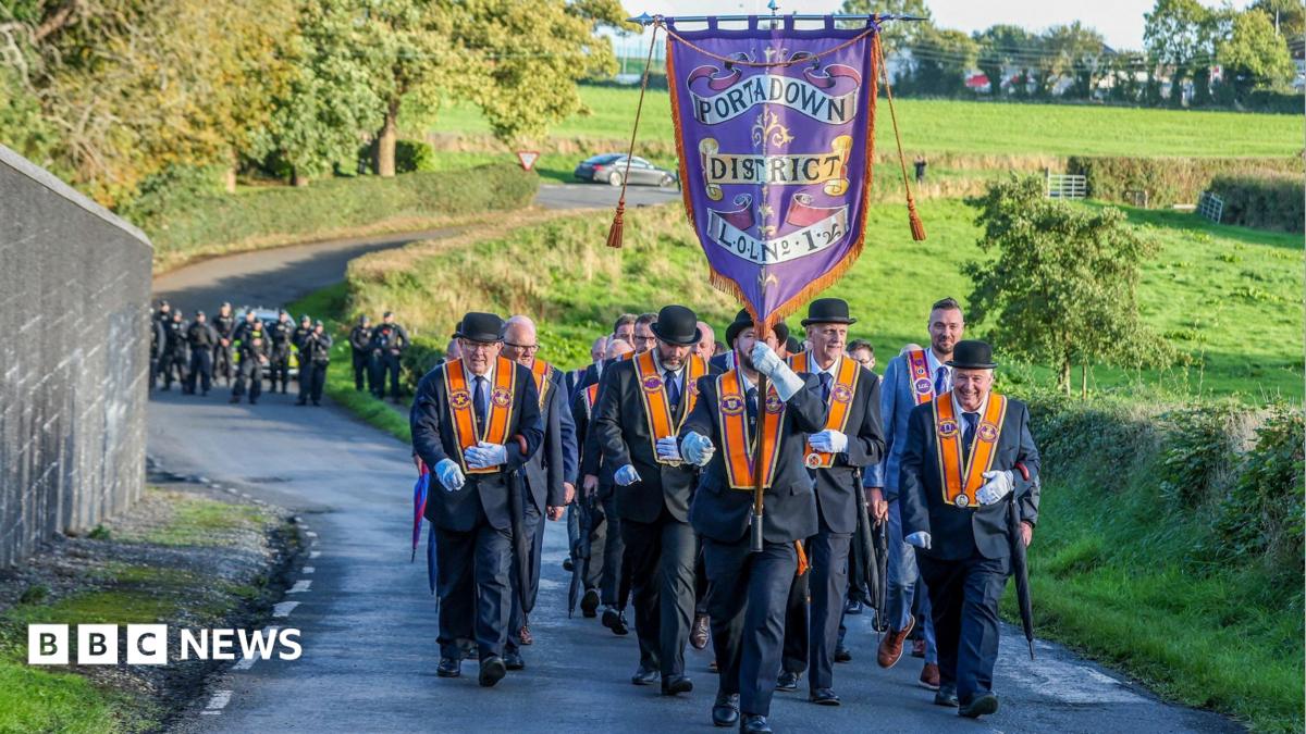 Orangemen tried a number of times throughout Sunday and overnight to walk down Garvaghy Road