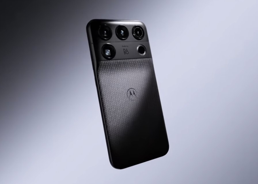 10 Things You Must Know About the Upcoming Motorola Signature