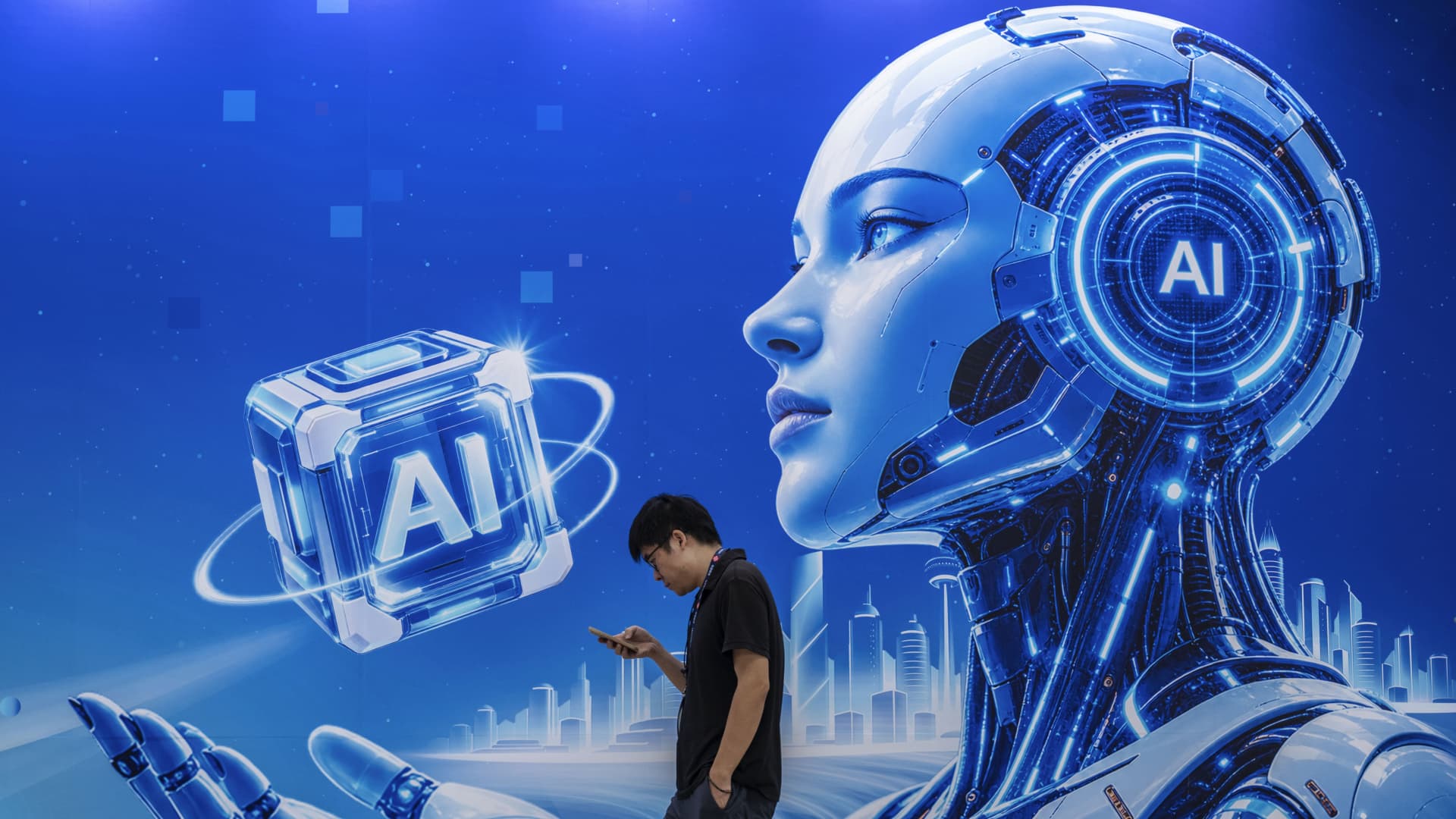 China's Xi urges U.S. to cooperate on AI