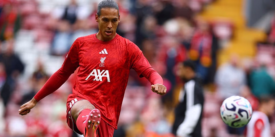 Premier League LIVE: Liverpool host Alvaro Arbeloa's struggling Fulham, while Chelsea's free-flowing attack takes on Hull's stubborn defence