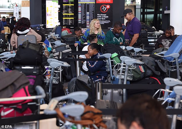 Hundreds of thousands of passengers suffered disruption due to the 'technical issue'