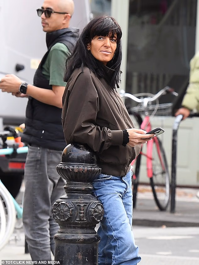 Former Strictly Come Dancing host Claudia Winkleman enjoyed a work-free weekend as she did a spot of shopping in London's Notting Hill amid the BBC show's big series launch