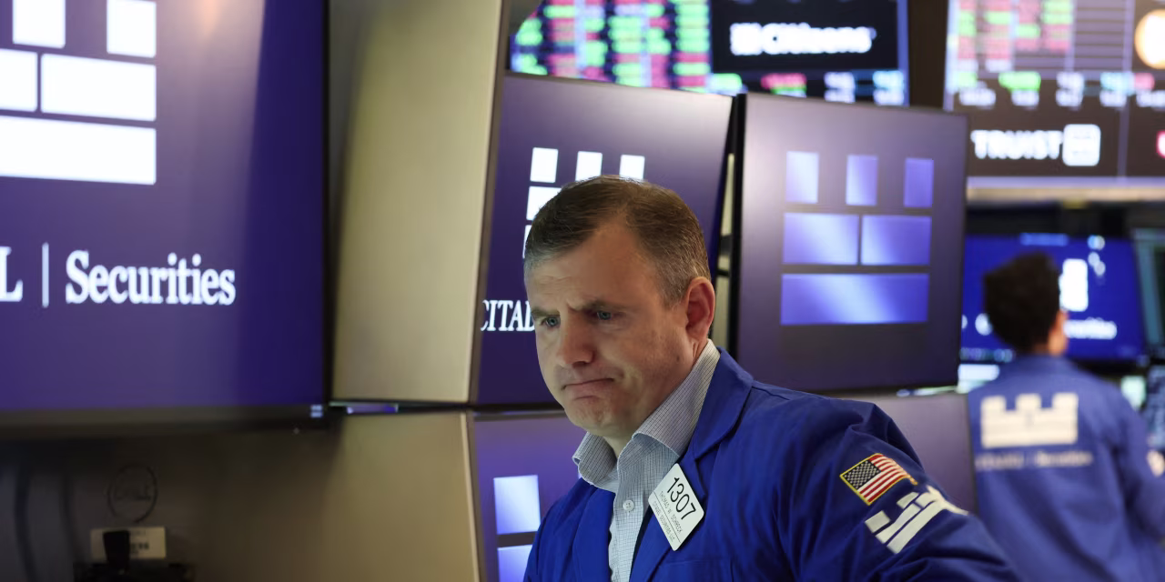 U.S. Stocks Fall as Robust August Jobs Data Spurs Yields, Rate-Hike Bets