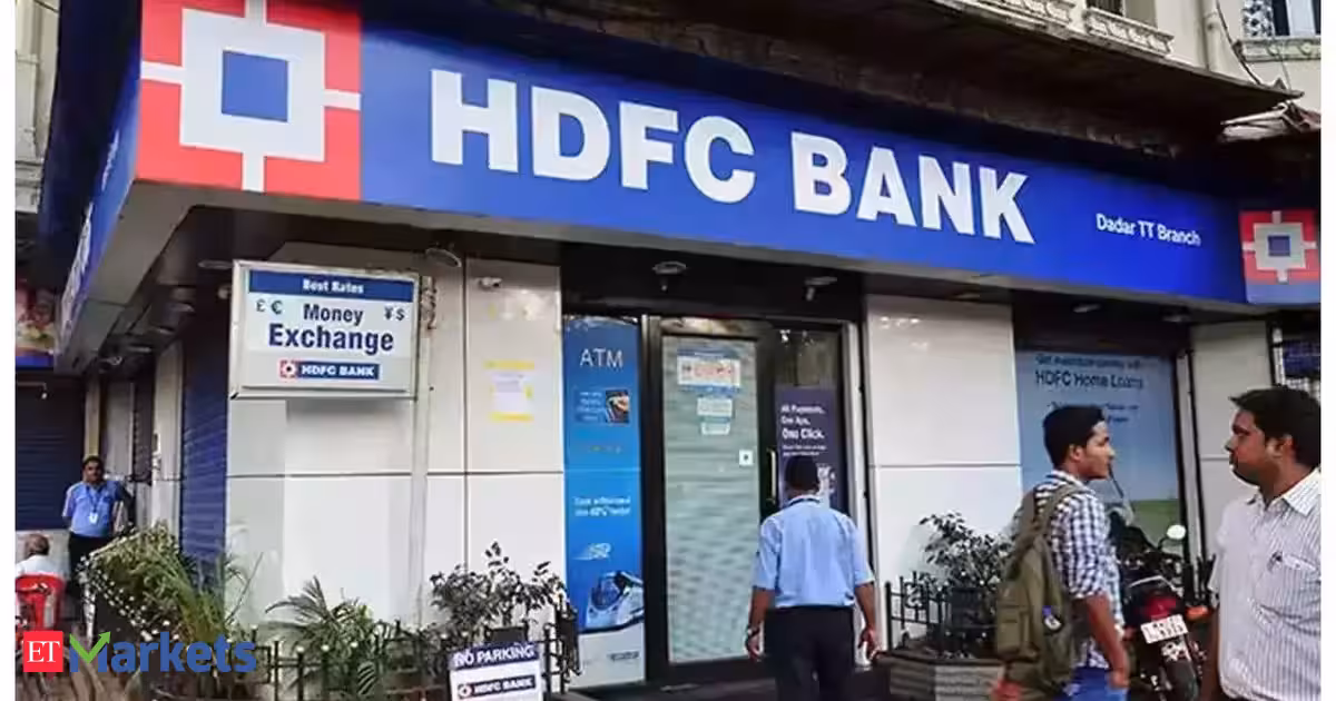 HDFC Bank submits two candidates to RBI for next CEO