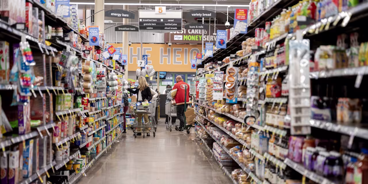 Kroger Cuts Sales Guidance After a Messy Quarter but the Stock Is Rising