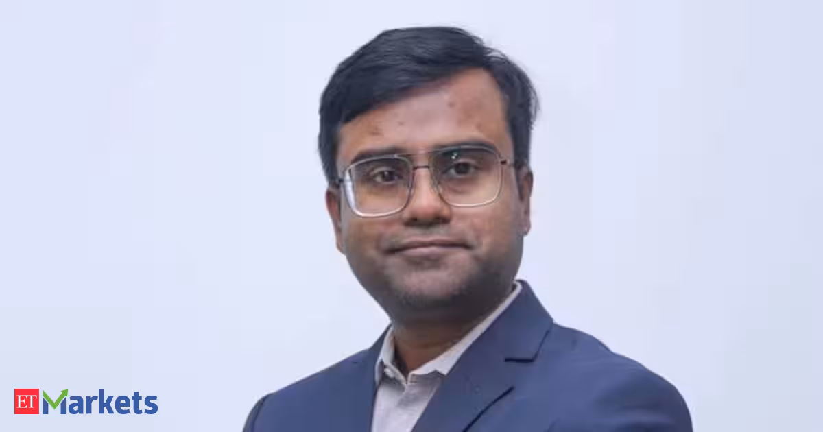 Nifty may rebound to 23,800; Rupak De picks Apollo, Laurus Labs and Eternal for the week