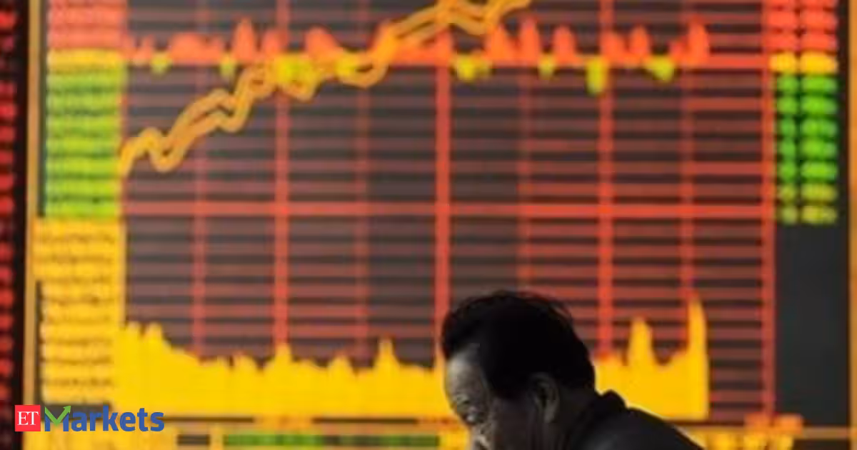 Global Market Today: Asian stocks, bonds gain as oil extends decline