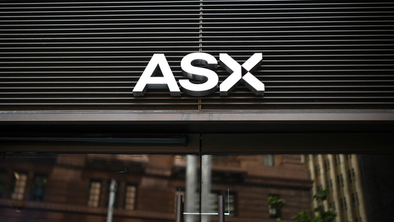 Aussie shares creep higher as tech stocks rally