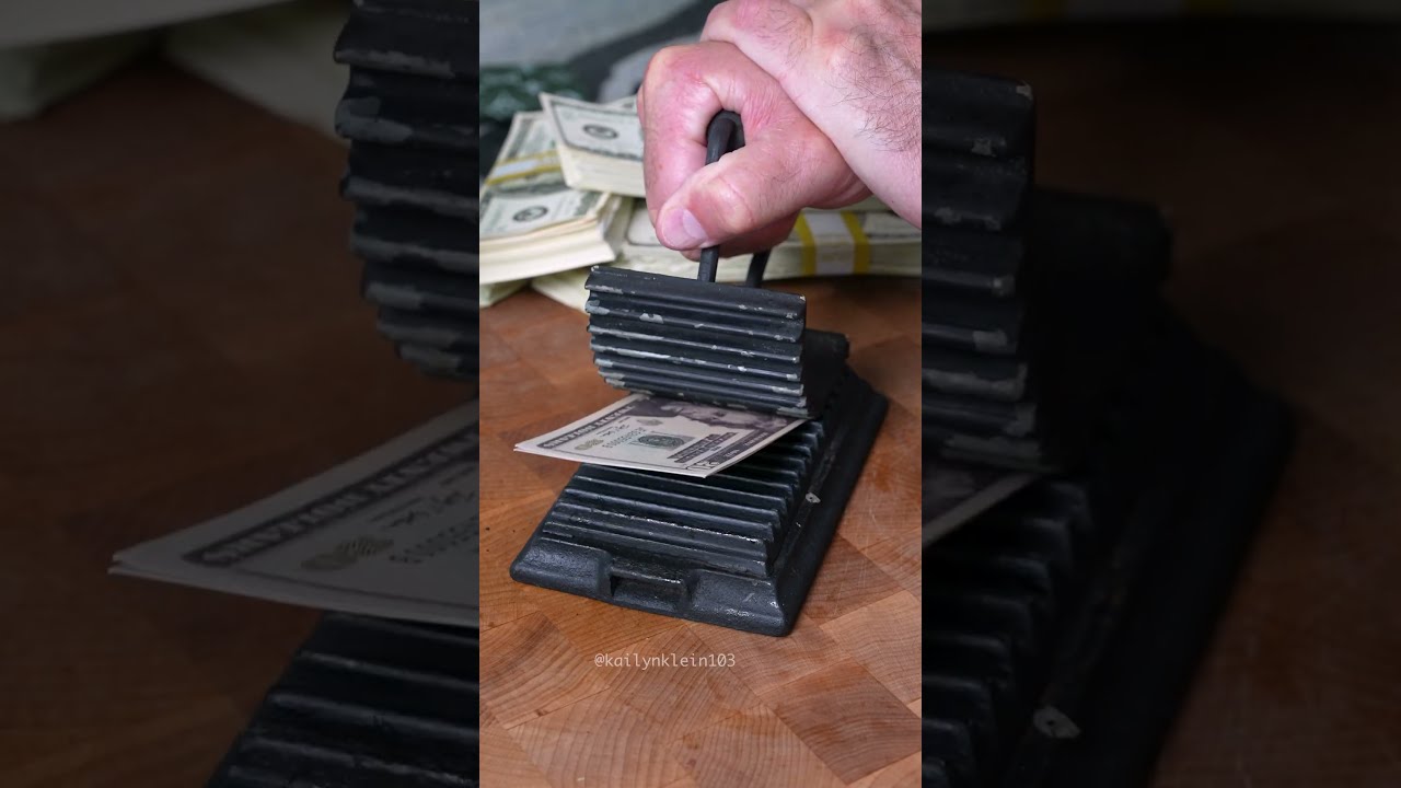 You won't believe what happens to this cash #satisfying #money #shorts