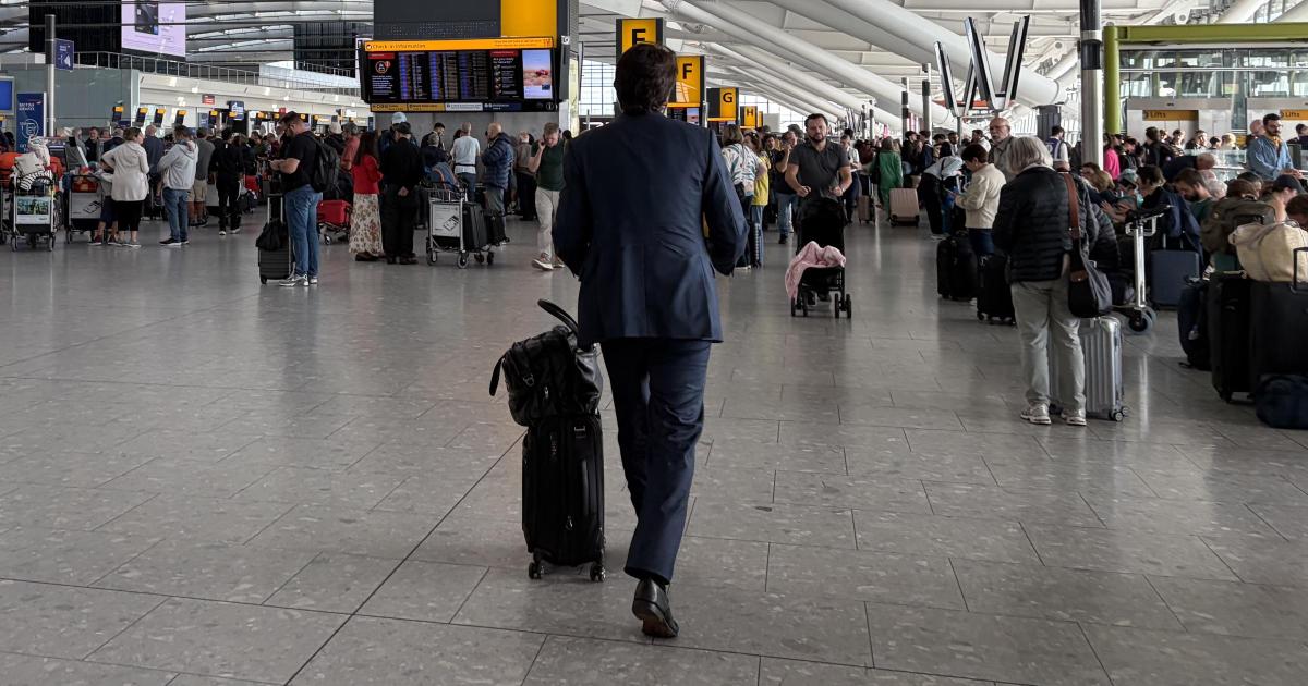 UK travel agent closes after 20 years - are holidays affected?
