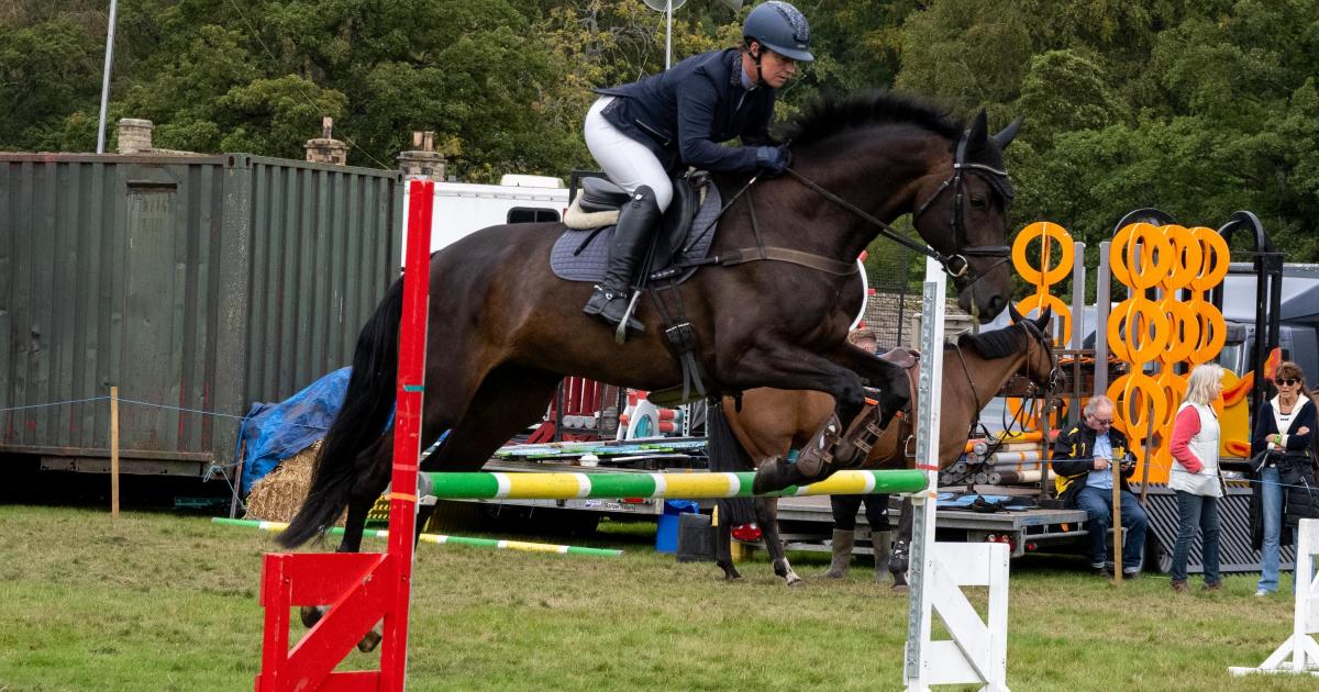 Crowds flock to Stanhope Show this weekend