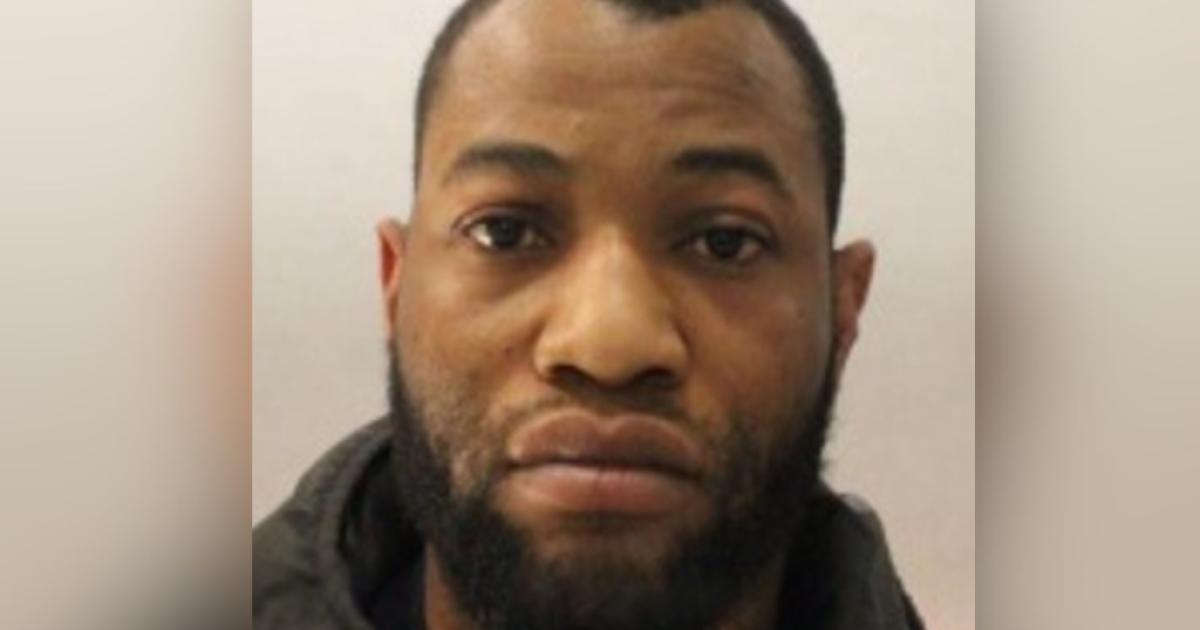 Sex offender jailed for exposing himself to woman on train