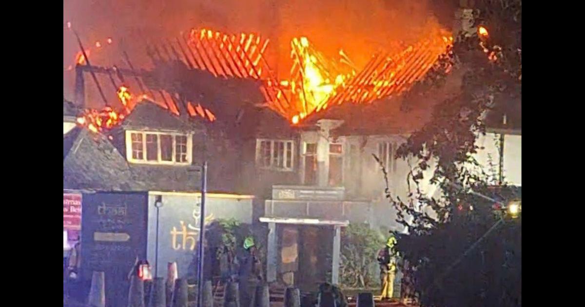 A162 Old Great North Road closed after large building fire
