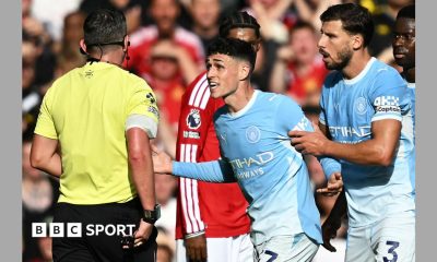Phil Foden sent off against Manchester United
