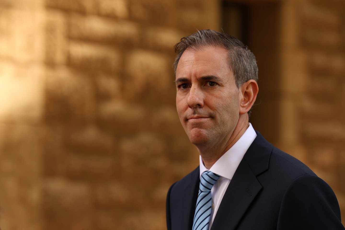 Australia’s economy to double as growth slows, fed govt predicts