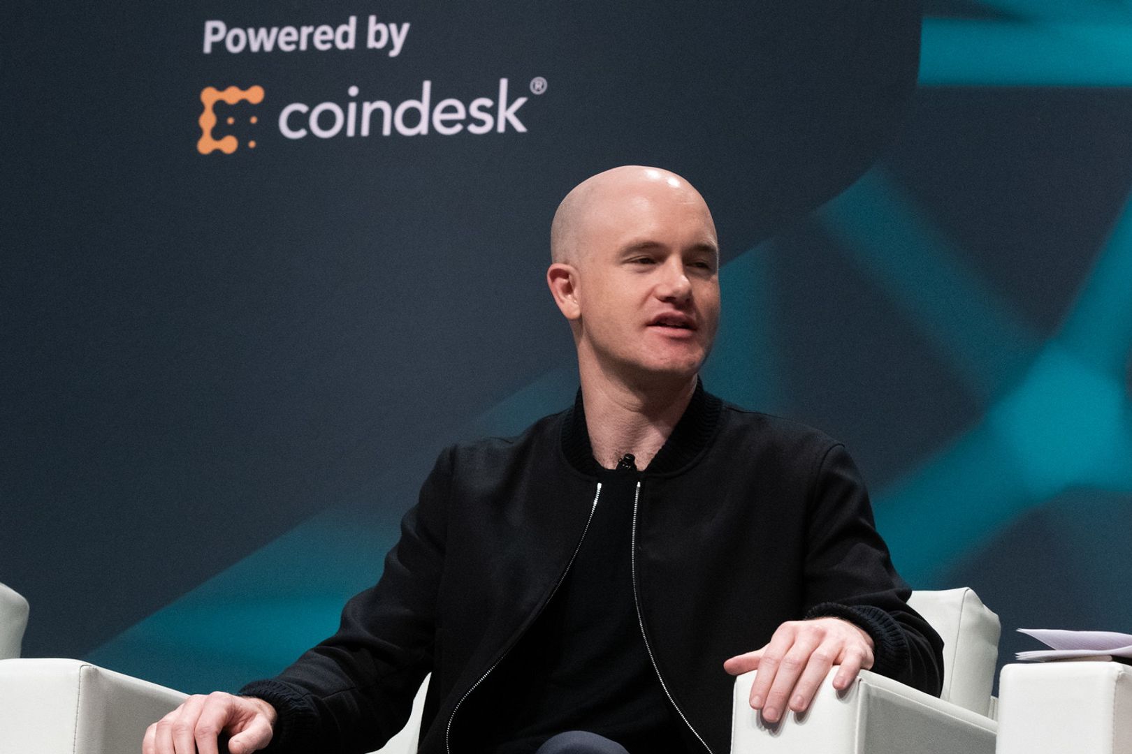 Coinbase (COIN), Robinhood (HOOD), Circle (CRCL) stand to gain from SEC's tokenized-stock push: analysts