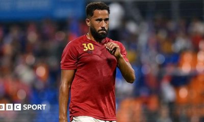 Andros Townsend of Kanchanaburi Power FC looks on prior to the Thai League 1 match between Port FC and Kanchanaburi Power FC at PAT Stadium