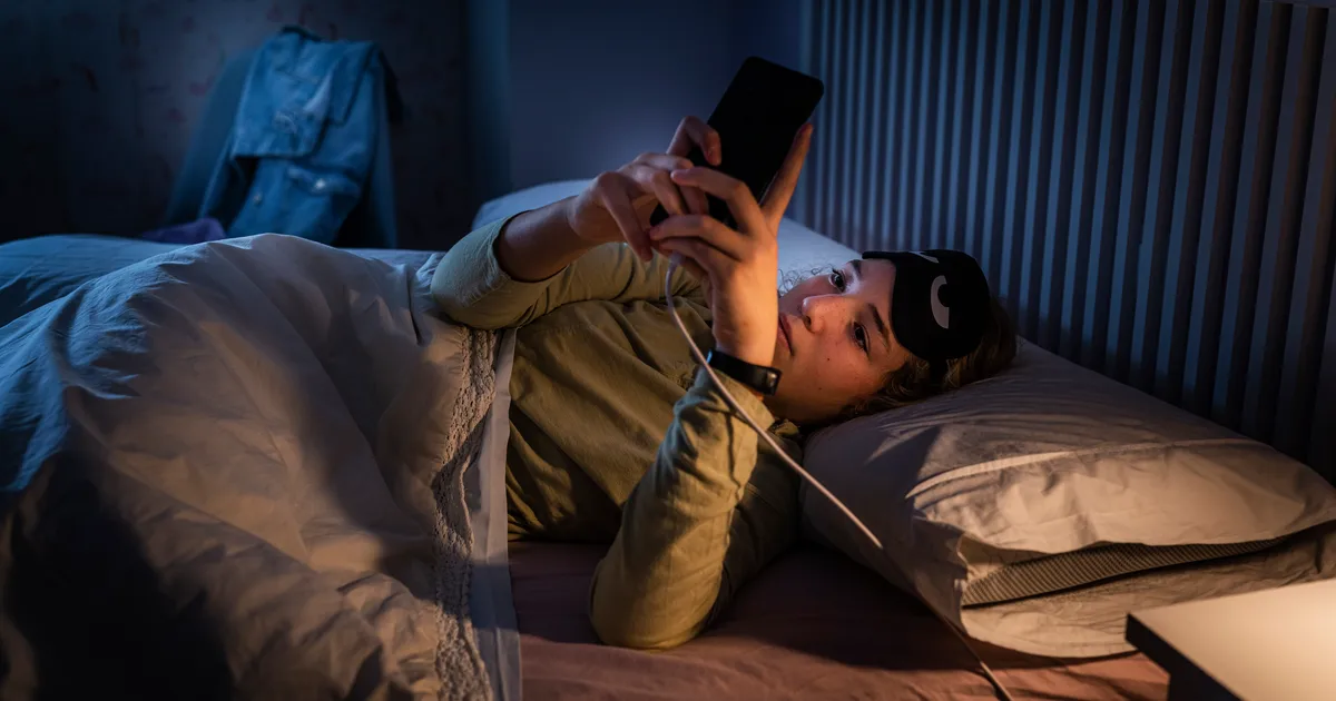 The 'First-Night Effect': Why Your Brain Refuses To Sleep In An Unfamiliar Bed