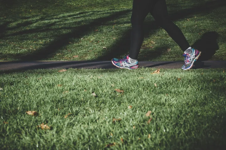 How To Walk For Longevity: The 1 Simple Walking Change That Extends Life Expectancy