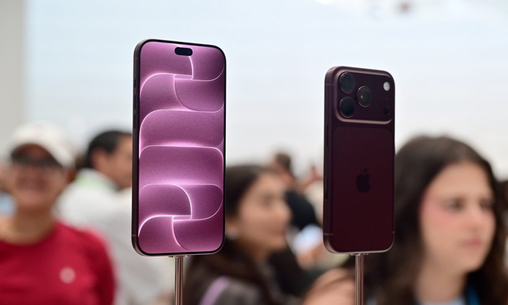 68928 145232 Burgundandy iPhone 18 Pro xl