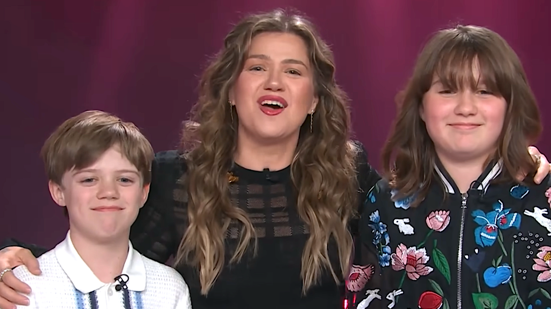 Kelly Clarkson Gives Damn Good Advice From Her Therapist In Final Show