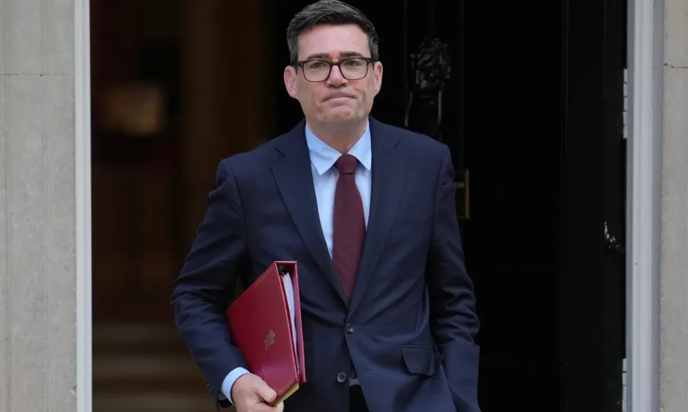Labours Commons Majority Could Be Wiped Out In Snap Election