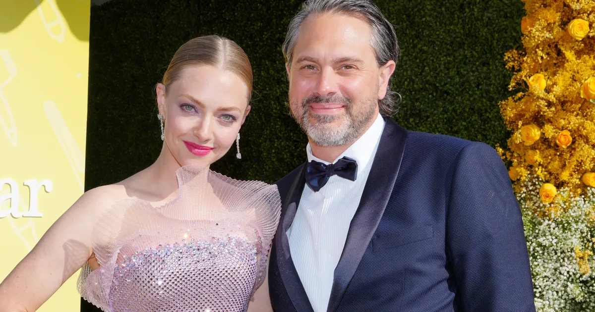 Amanda Seyfried Splits From Husband Thomas Sadoski