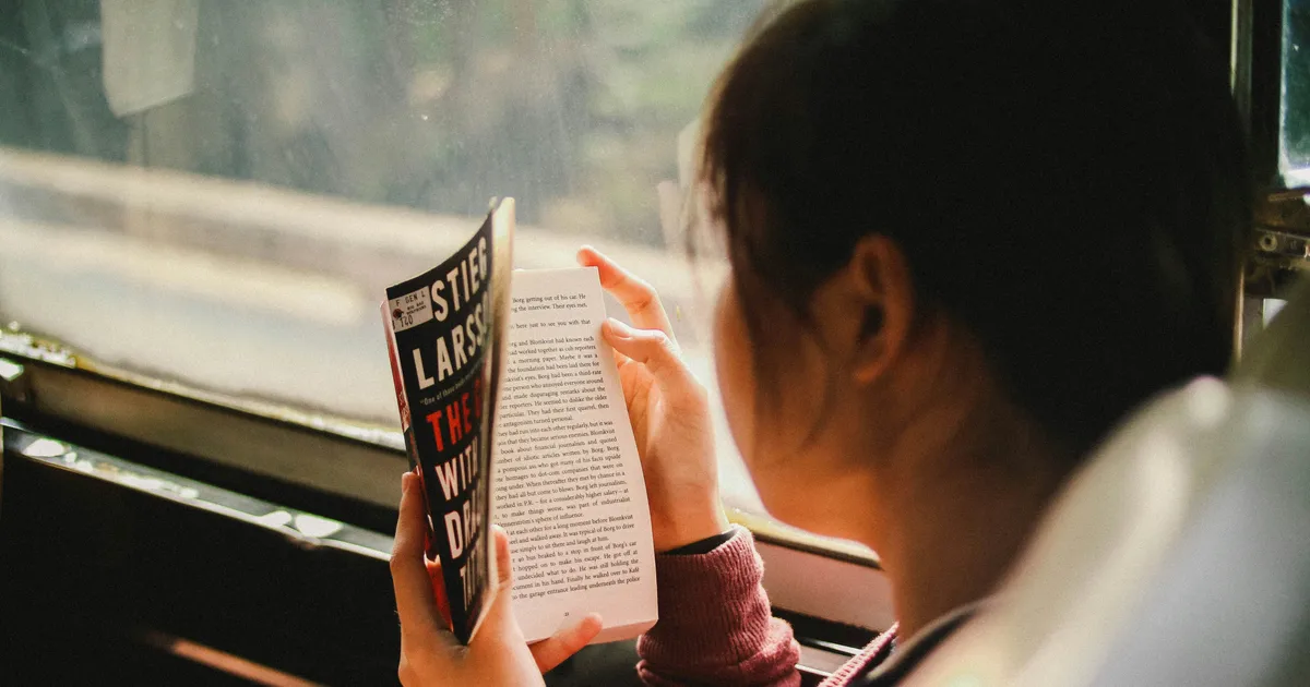 6 Habits Mega Readers Build To Finish At Least 1 Book A Week