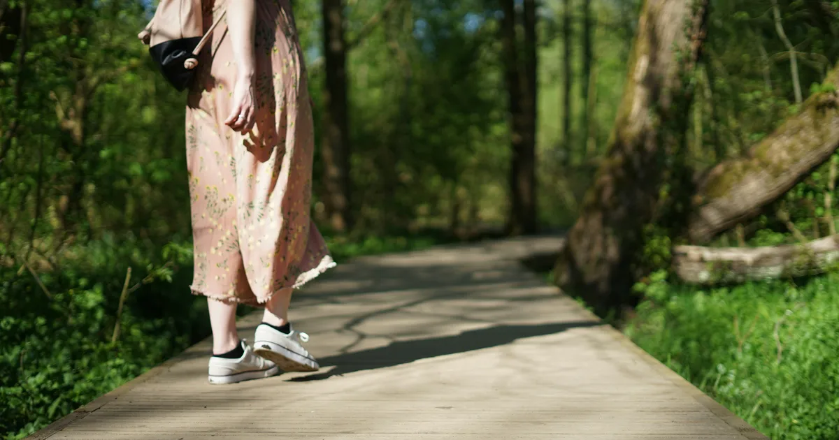 Study Confirms Whether Few Long Walks Or Frequent Short Ones Are Better For Your Health