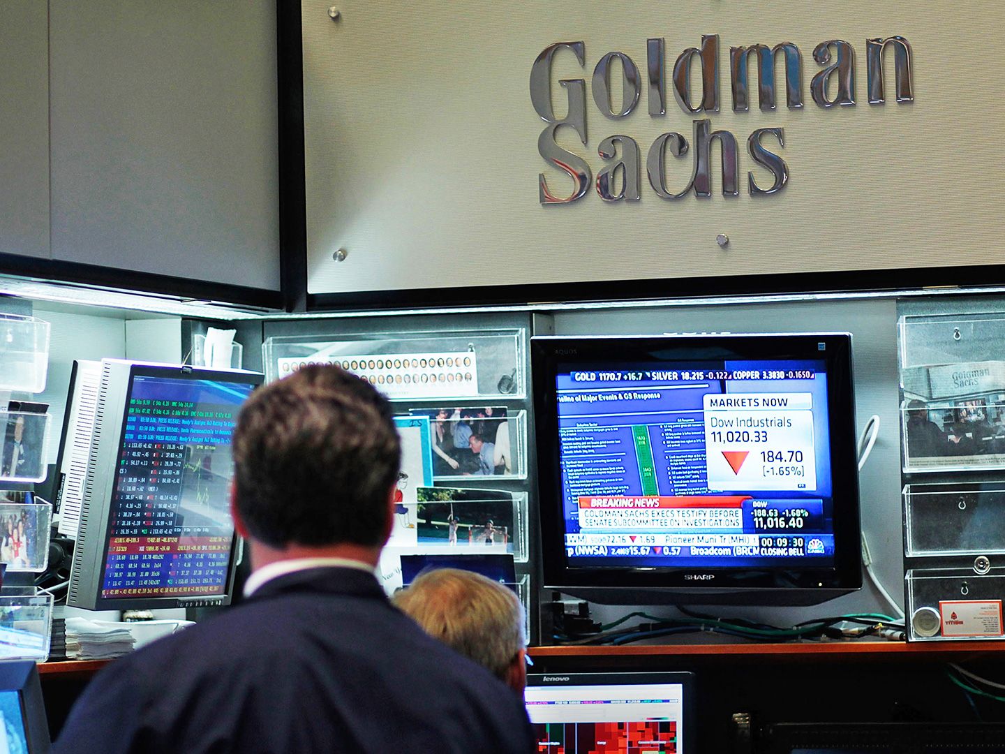 Goldman expects another Fed rate hike in October; BTC steady near $76,000
