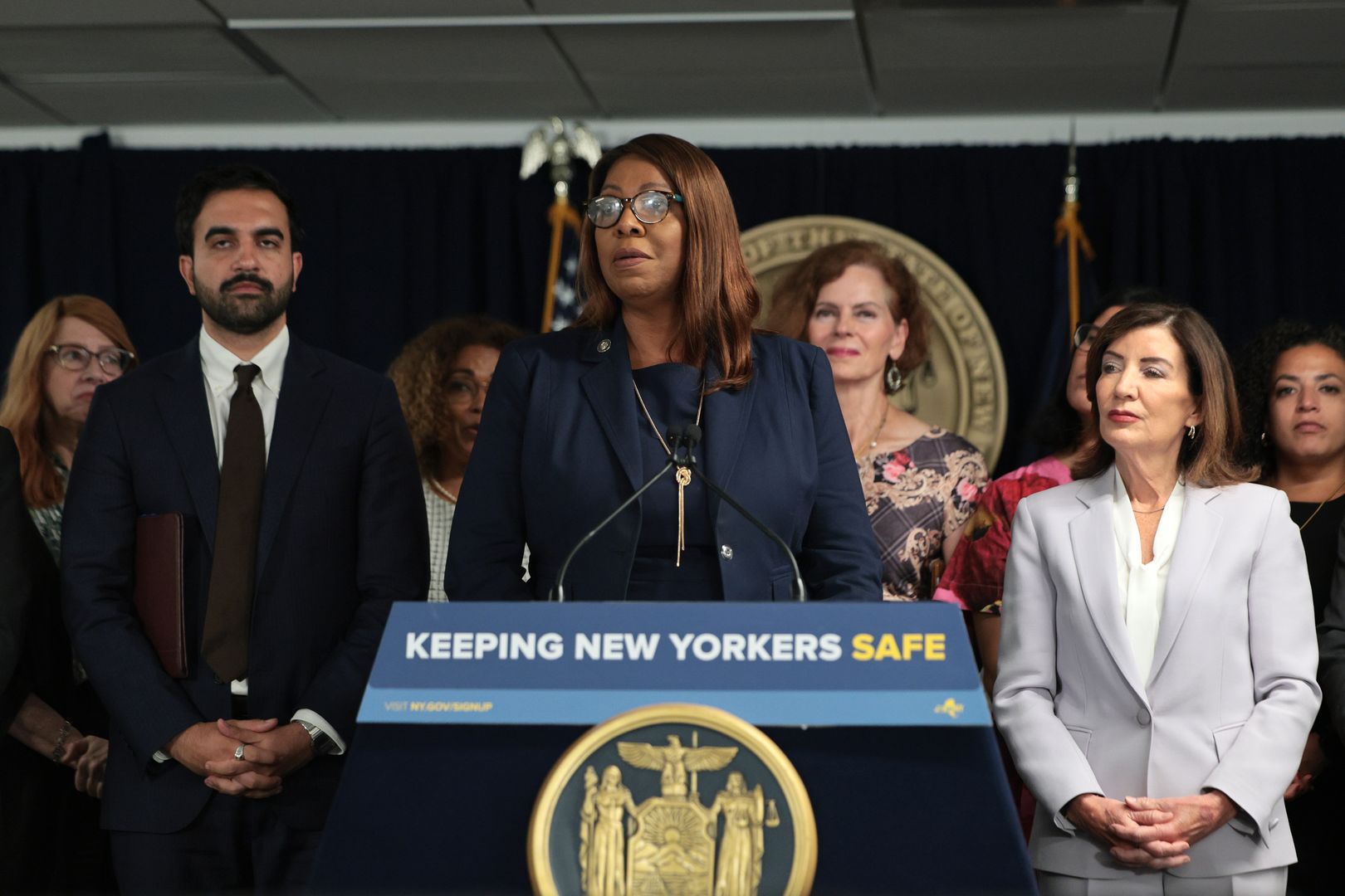 A bipartisan coalition of 17 state attorneys generals urge Senate to reject Clarity Act