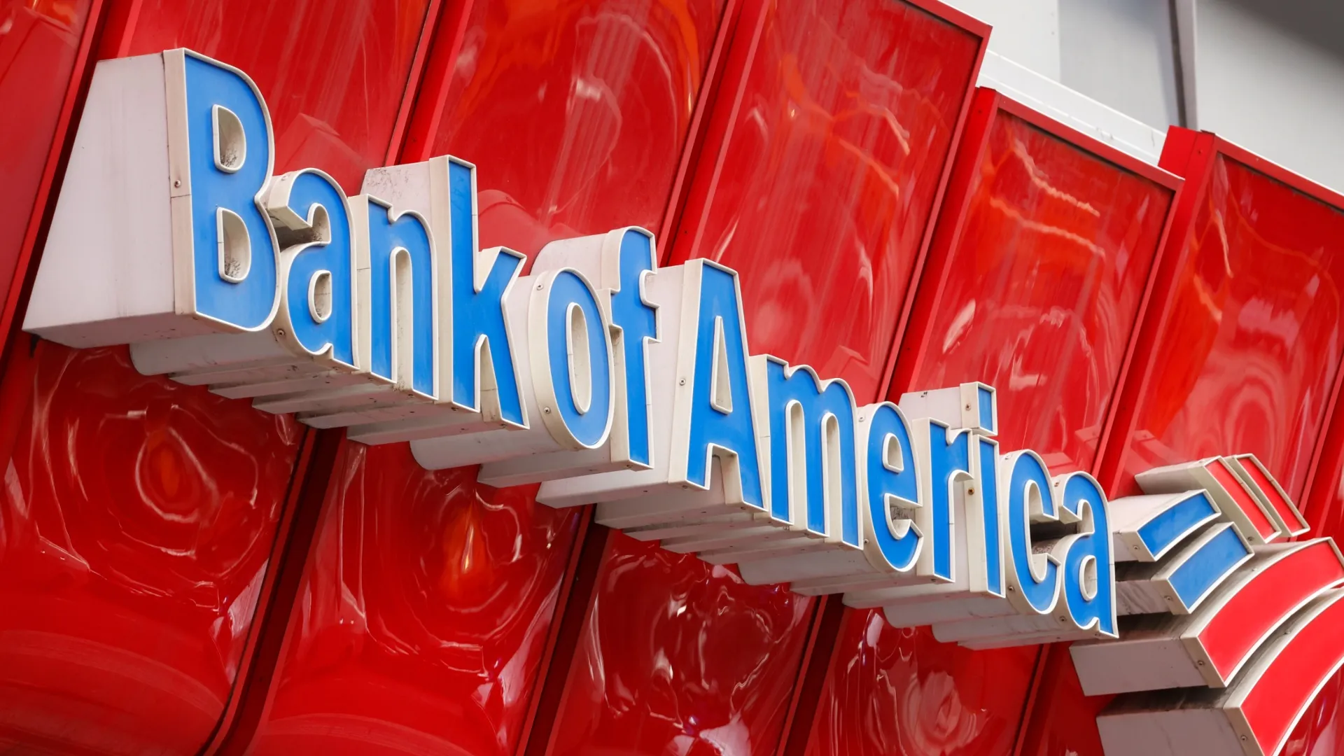 Bank of America Vice President Erin Piacenti Times Square stabbing NYPD police fatally shoot Pamela Cisneros