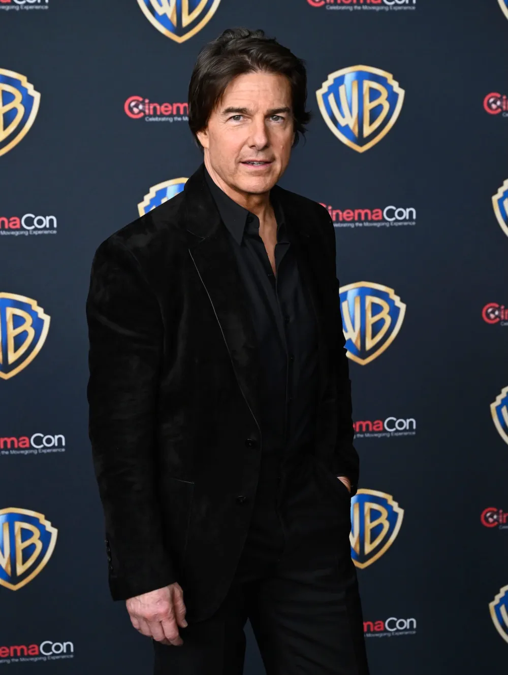 GettyImages-2271370929-Tom-Cruise-Would-Like-to-Work-With-Taylor-Swift.jpg