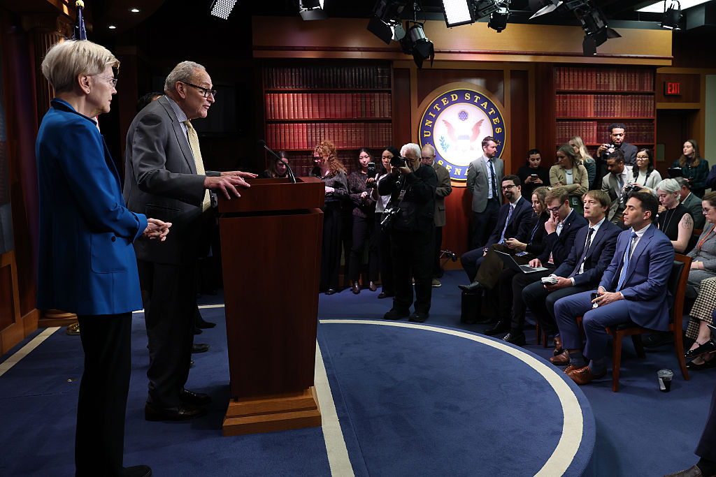 The Fight to Rein In AI Is Dividing Washington