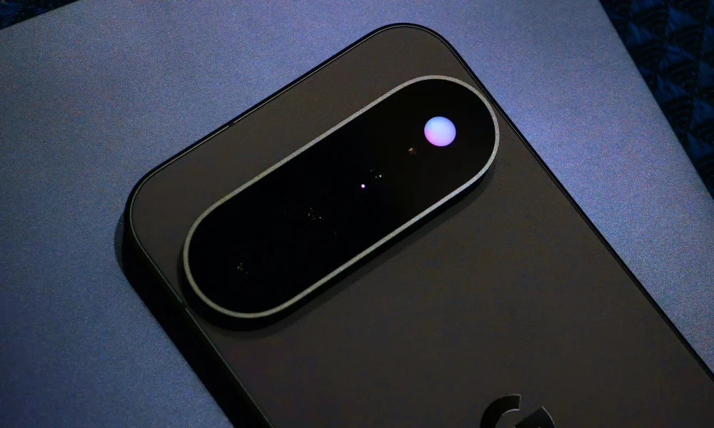 HiLight Shining in gradient effect on Pixel 11 Pro XL scaled