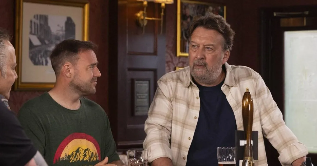 Coronation Street's Tyrone turns on Ross as he makes vile comments | Soaps