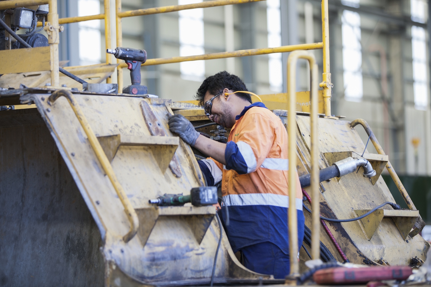 Skilled visas prioritised, enforcement beefed up, under govt migration changes