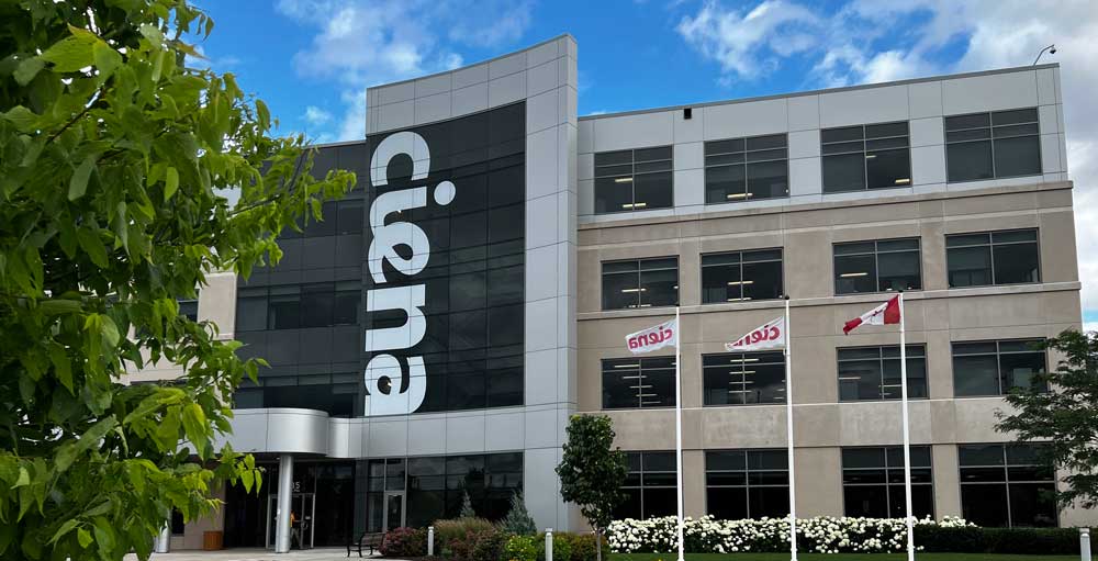 Ciena Stock: Ciena Earnings Beat Amid AI Data Center Boom