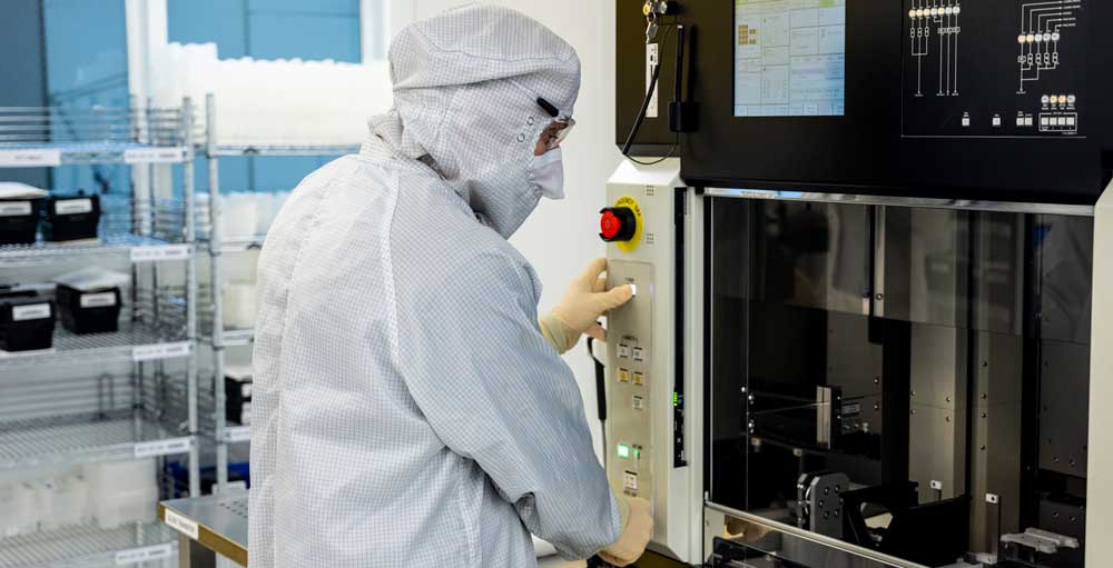 Chip Stocks Hit Ceiling During Sector Rebound