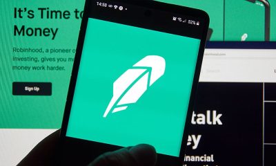 Robinhood Upgraded On Growth Outlook, Shares Make Bullish Push Near Entry