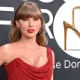 Taylor Swift Wears 6K Outfit on Outing With Travis Kelce 3