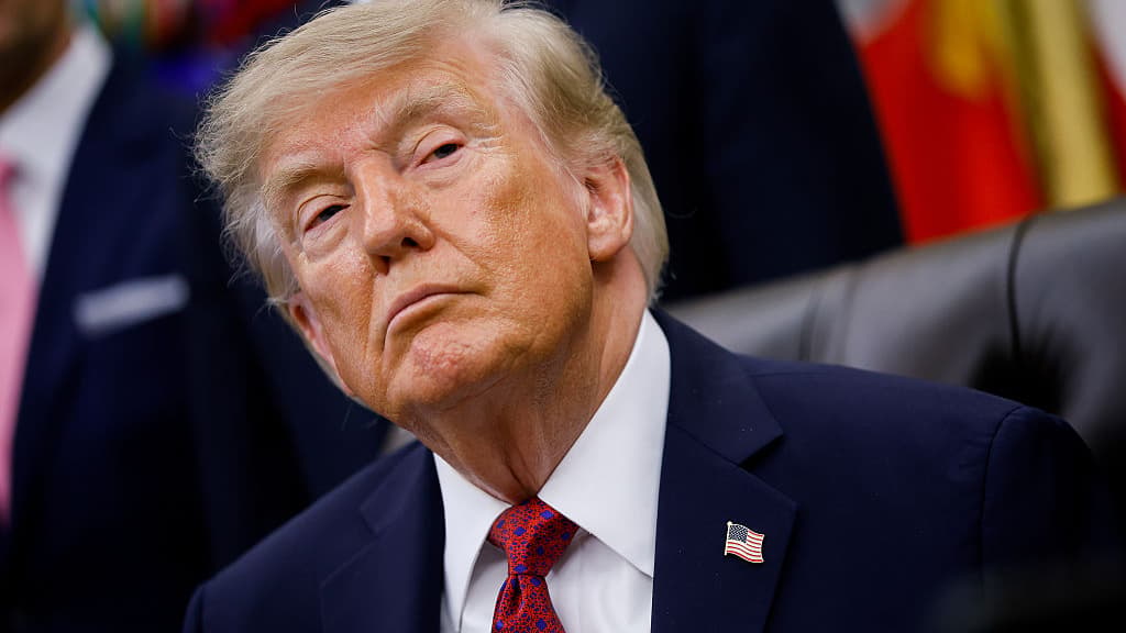 Trump Suggests Renaming Strait of Hormuz After Himself