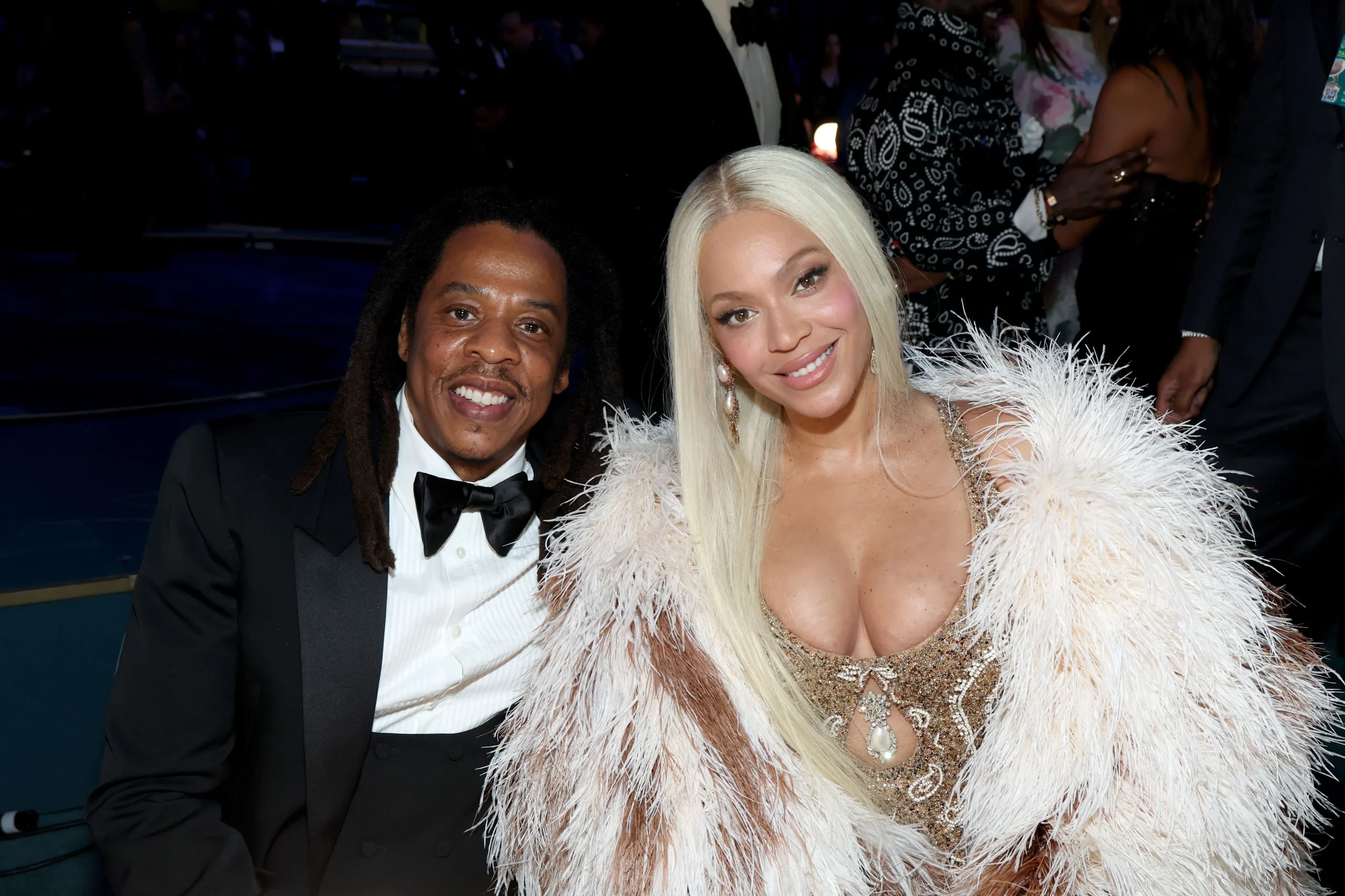 Upgrade U! Jay-Z Celebrates Beyoncé’s Birthday During London Concert As Fans Bring Up Dame Dash (VIDEO)