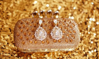Signet Jewelers Stock Surges On Earnings, Guidance. But Note This Long-Term Trend.