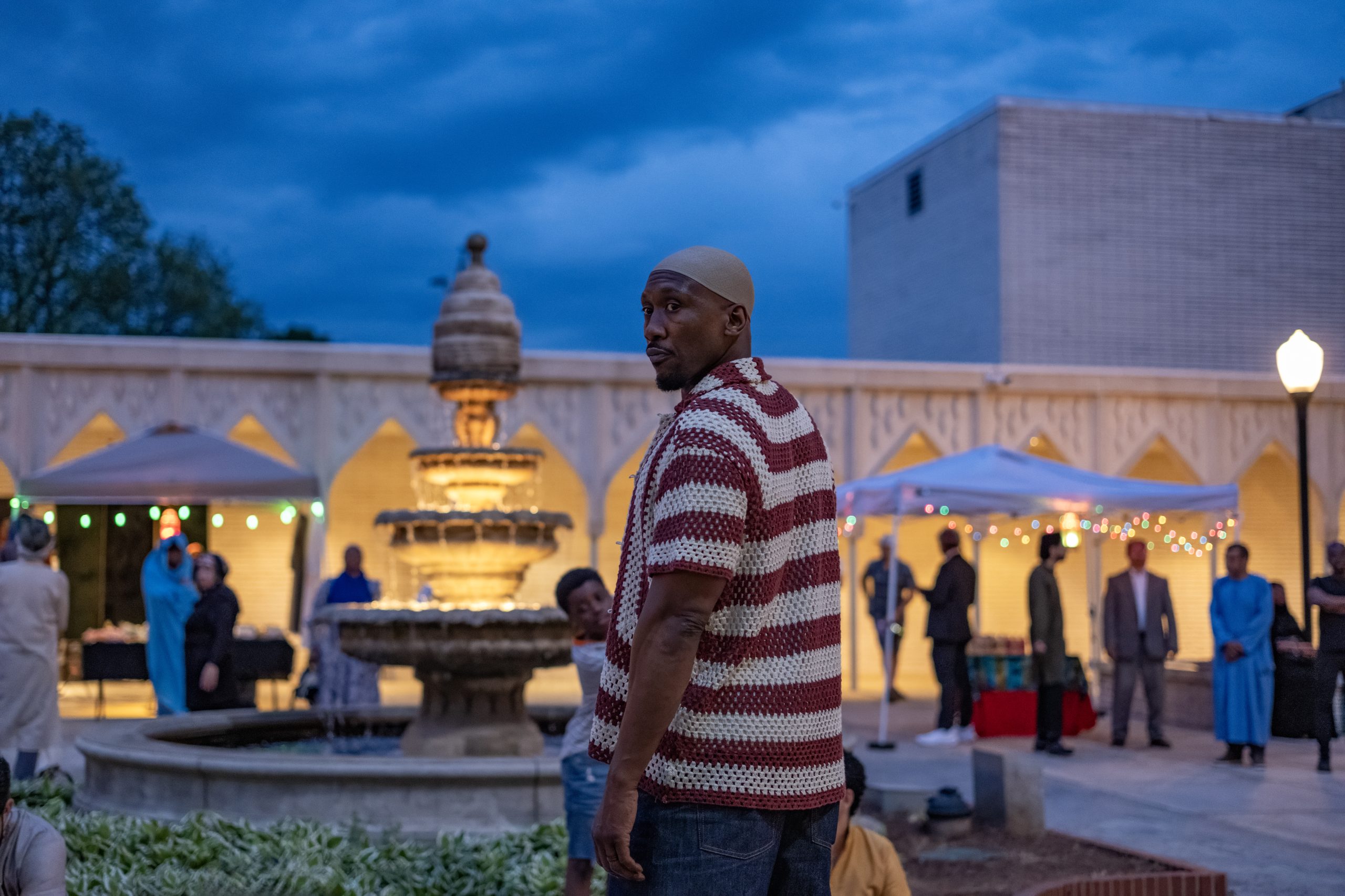 Mahershala Ali Balances Tenderness and Swagger in 'Your Mother Your Mother Your Mother'