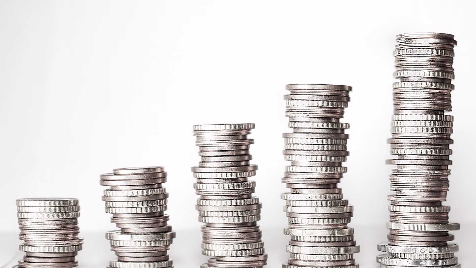 Bitcoin holders are cashing out, just not the way they did at prior market tops : Crypto Daily