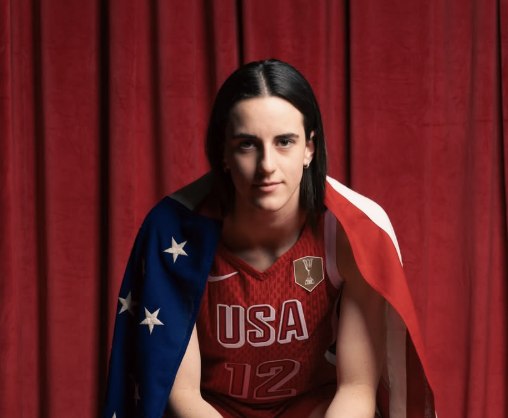 Caitlin Clark Fans Accuse Team USA Teammates Of Freezing Her