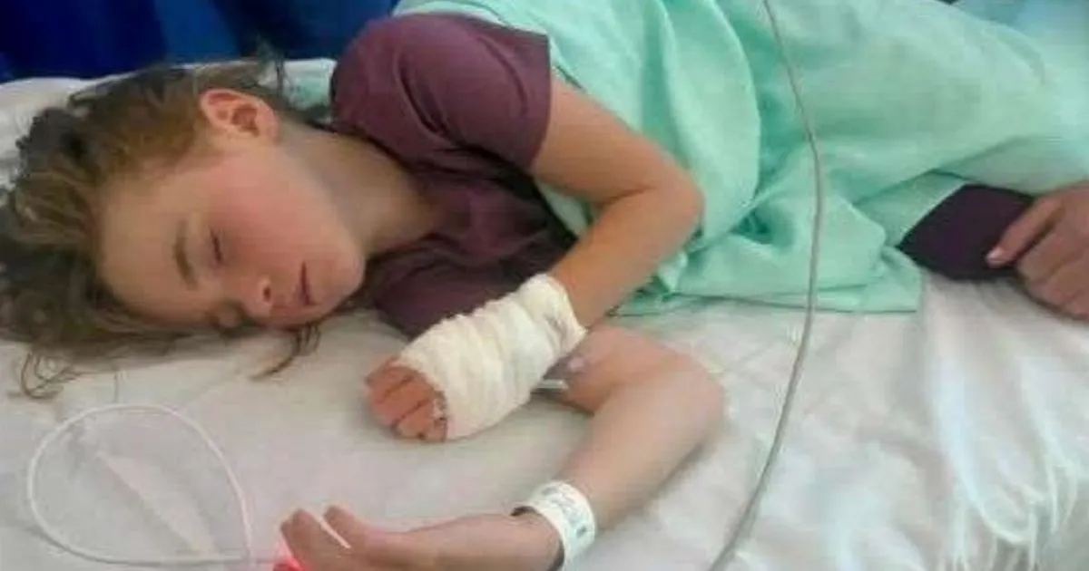 Girl, 8, hospitalised with infection after swallowing sea water on family trip | News UK