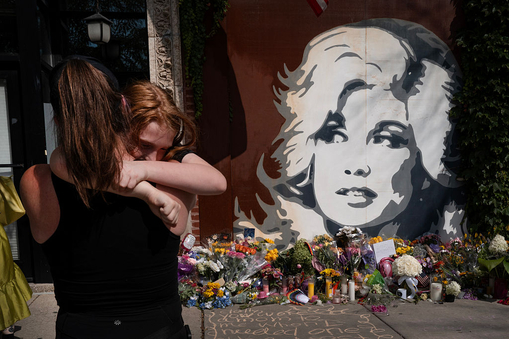 Dolly Parton, Gloria Steinem, and Why Grieving a Celebrity Feels So Personal