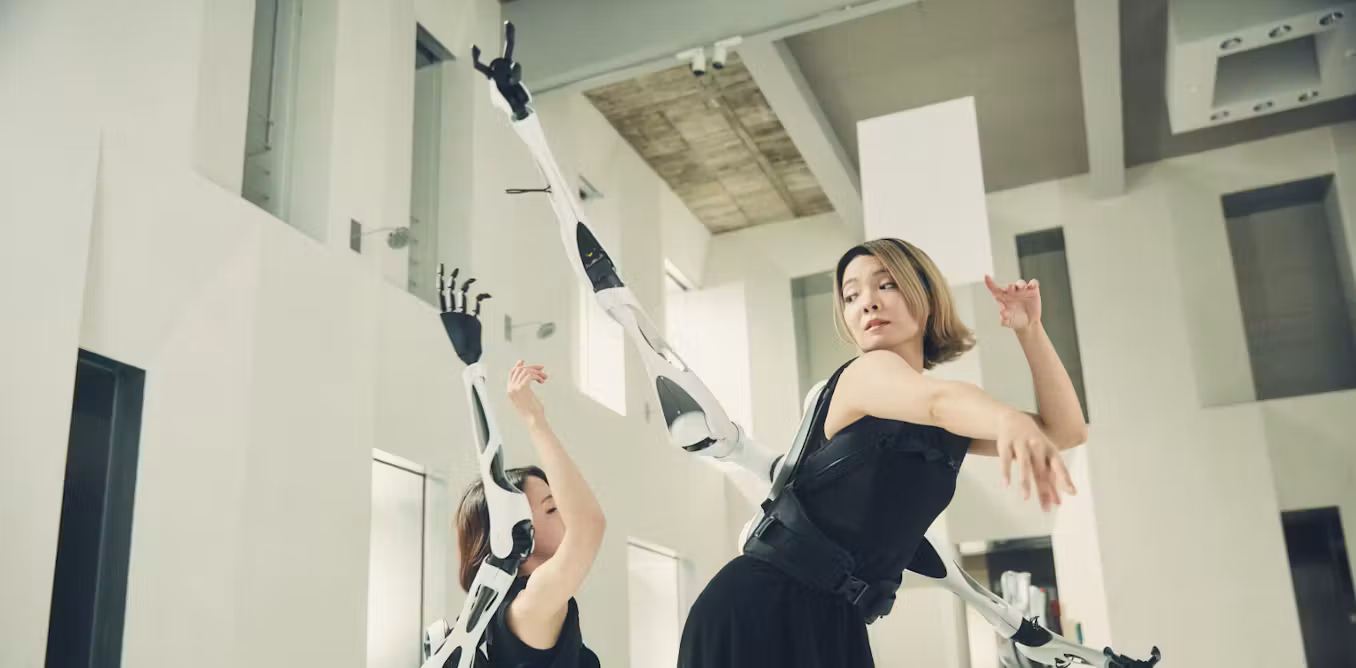 Can you lend me a hand? Researchers are developing wearable robotic limbs